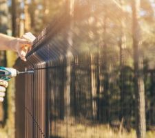 Minimizing Installation Disruptions: Tips for a Smooth Fence Upgrade