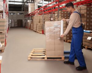 What Role Does Pallet Compatibility Play in Warehouse Operations?